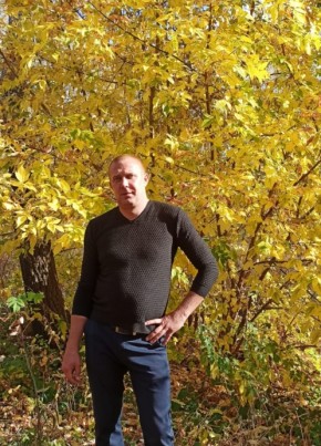 Артём из Оренбурга 42 года