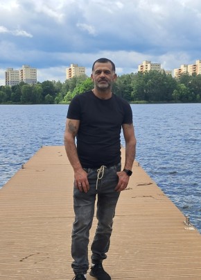 Giorgi из Dąbrowa Górnicza 46 лет