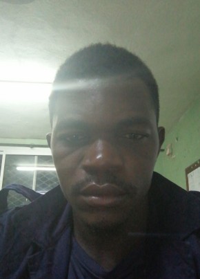 HUGO, 25, Republic of Cameroon, Douala