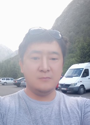 Токтакунов, 35, Кыргыз Республикасы, Бишкек