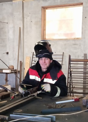 Максим из Смоленска 43 года