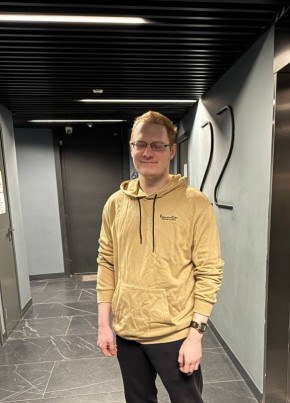 Denis из Cottbus 28 лет