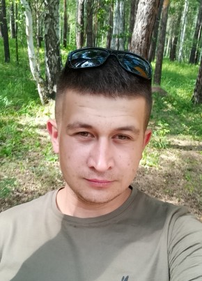 Влад, 32, Россия, Учалы