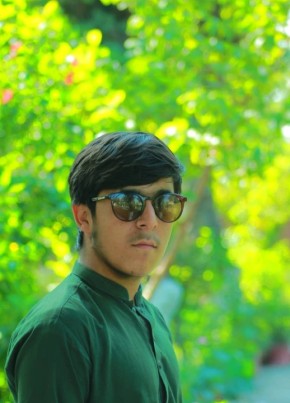 Bilal Afridi, 18, Pakistan, Peshawar