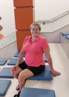 Nadezhda, 58, Russia, Saint Petersburg