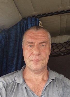 Константин из Челябинска 54 года