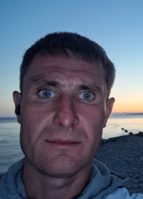 Денис из Перми 41 год