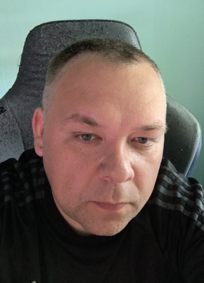 Петр из Волгограда 42 года