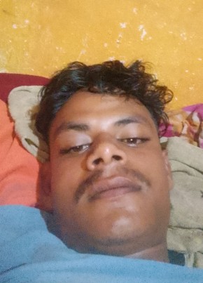 Krishna Kumar, 21, India, Dicholi