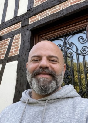 Михаил из Челябинска 43 года