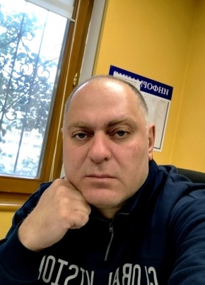 Андрей из Екатеринбурга 45 лет