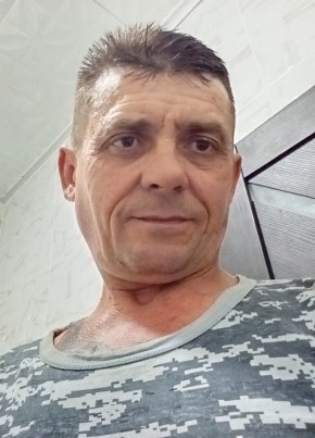 Сергей из Ростова-на-Дону 46 лет