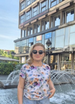 Anna, 60, Serbia, Belgrade