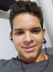 Paulo, 21 год, Umuarama