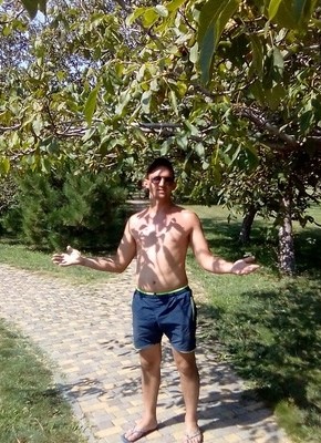 Валерий, 36, Россия, Никель