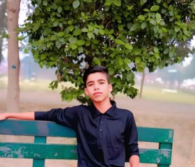 Sikander, 20, Al Fujayrah