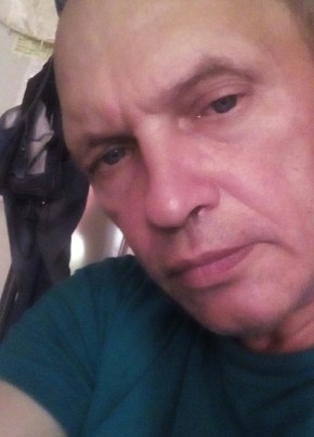Олег, 57, Россия, Масандра