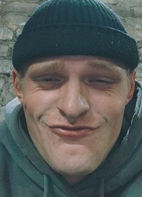 Дима из Кромы 22 года