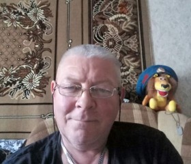 Юрий, 58 лет, Псков