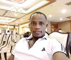 Ange-Félix, 37, Bujumbura