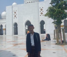 Haidar, 25, Semarang