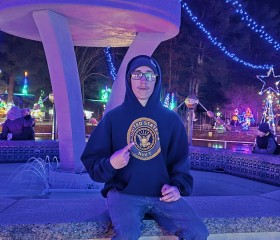 Seth, 19, Woonsocket