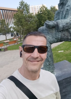 Михаил из Новоуральска 47 лет