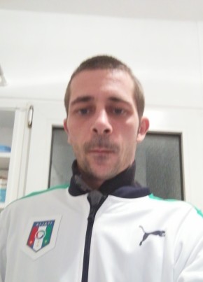 Florian, 32, République Française, Chambéry