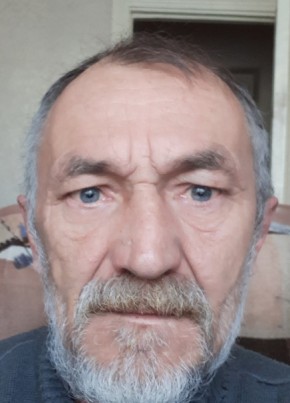 Юрий, 61, Россия, Темрюк