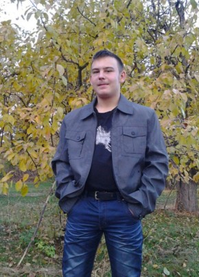 Вадим из Луговоя 18 лет
