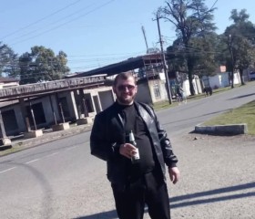 Niko, 32, Sokhumi