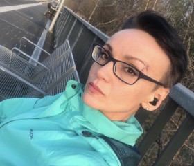 Lena, 49, Neu Wulmstorf