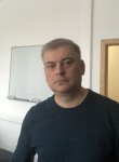 Vasiliy, 44, Moscow