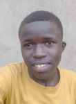 Isaac, 24 года, Kampala