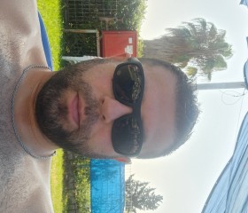 טים, 35, Ariel
