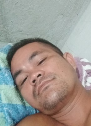 Arnil, 30, Pilipinas, Pasig City