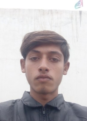 A, 19, پاکستان, مُلتان‎
