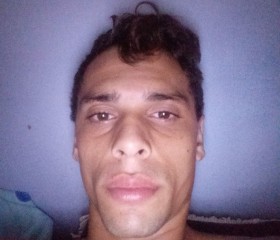 Igor, 22 года, Brasília