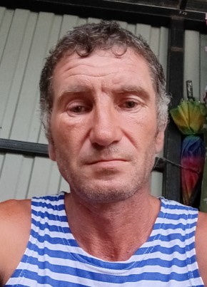 Раман Бочкарев из Хабаровска 44 года