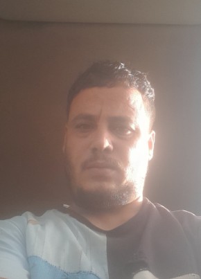 Riyad из Tlemcen 31 год