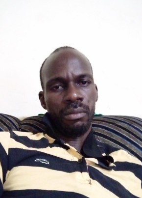 Diané Alassane, 39, Burkina Faso, Ouagadougou