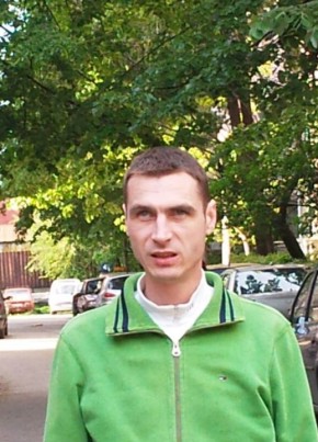 Marius, 22, Romania, Iași