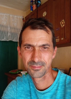 MARIUS, 44, Serbia, Belgrade