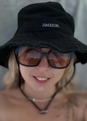 Елена из München 25 лет