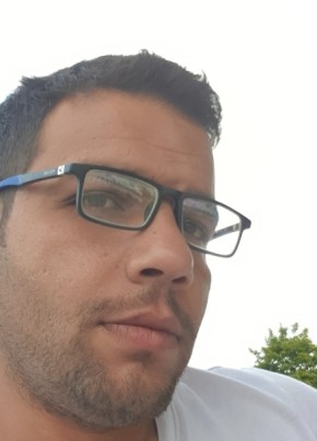 Fras из Saarbrücken 32 года