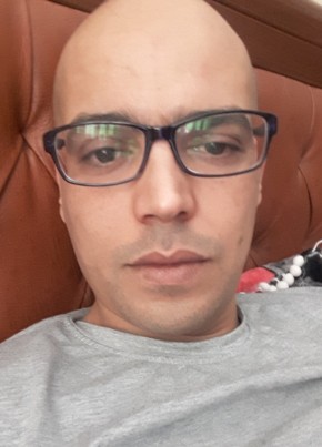 Karim, 33, People’s Democratic Republic of Algeria, Reghaïa