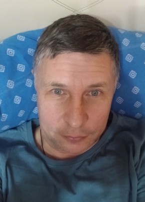Иван из Киренска 48 лет