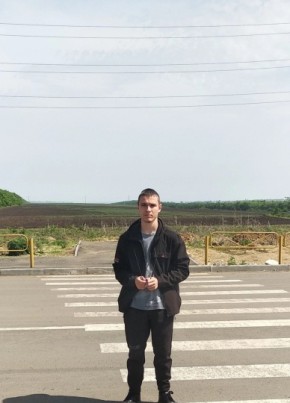 Владислав, 23, Россия, Саратов