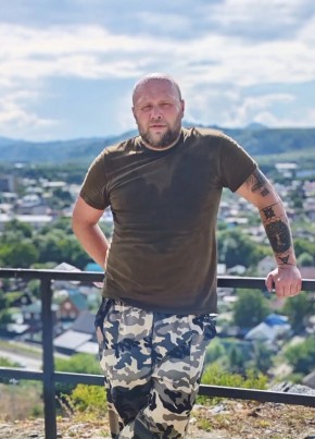 Евгений из Чебаркули 44 года