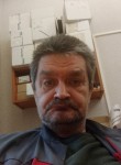 Михаил, 58 лет, Троицк (Московская обл.)